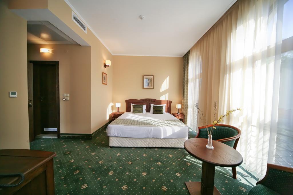 Retro Hotel Haskovo Pokoj fotografie